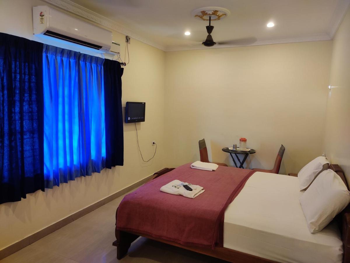Hotel Supreme Ac Rameshwaram Exterior photo